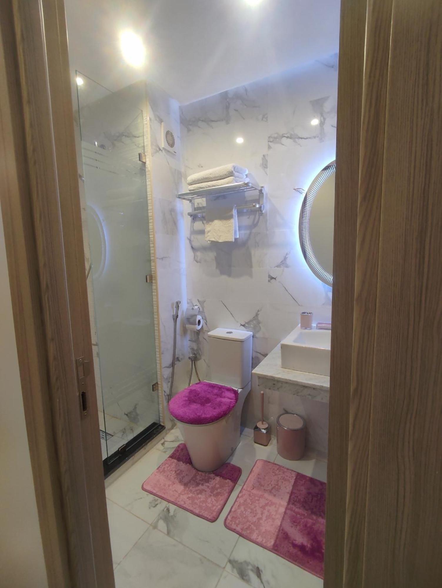 Apartment Dlx03 *
